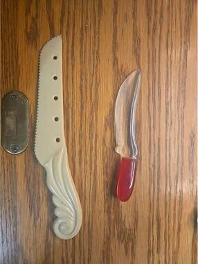 Aerflo Dupont Lucite 1940 Cake Knife And Other Frosting Knife